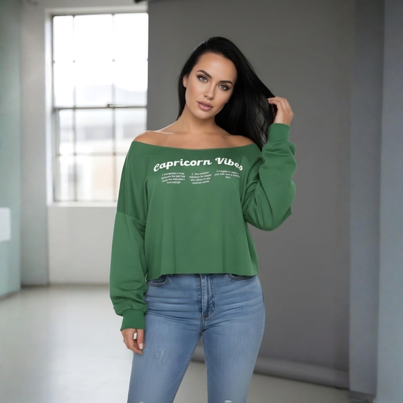 Fashion Nova Tops - Fashion Nova Capricorn Vibes Off Shoulder Top Hunter Green Graphic Sz XS NWT